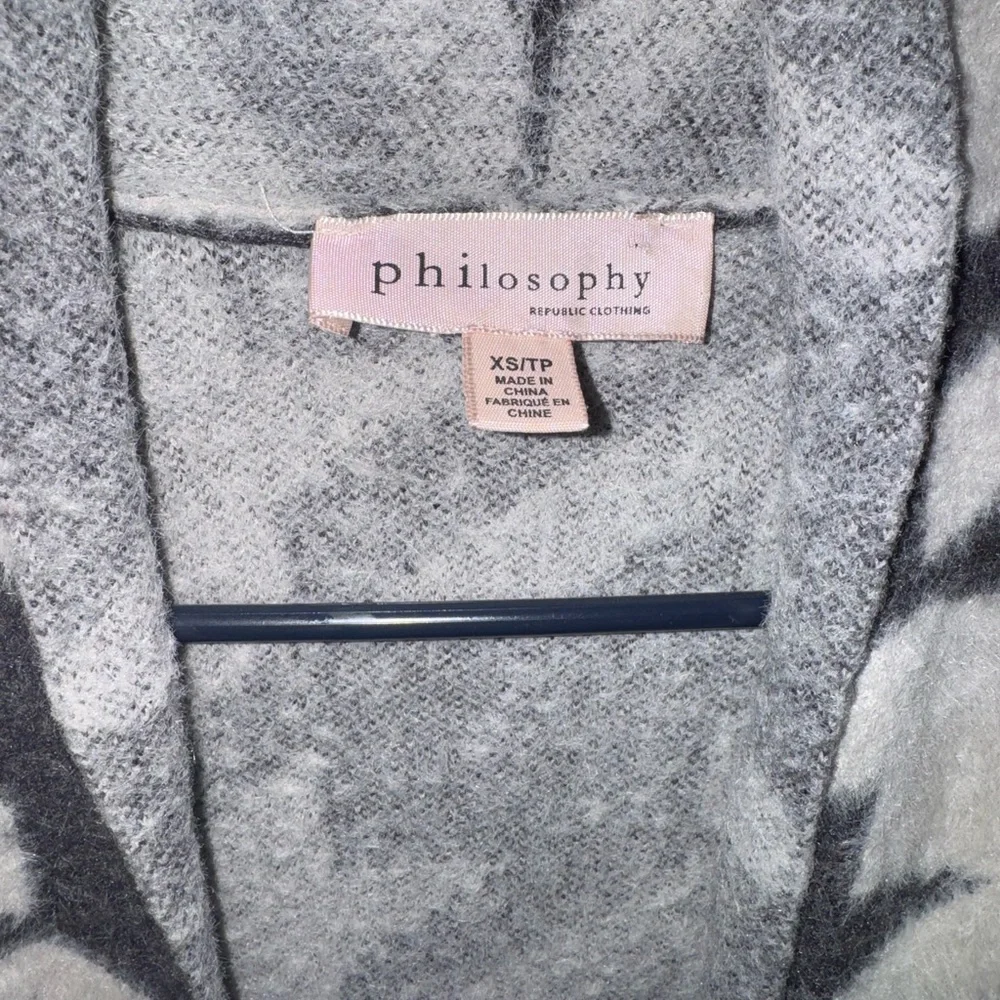 Philosophy Black and Cream Houndstooth Cardigan - Picture 3 of 4